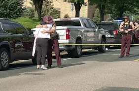 Tiroteo en escuela de Minneapolis deja al menos dos muertos y 20 heridos