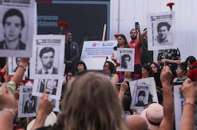 Gobierno inicia entrega de centro del Sename a Corporación Tres y Cuatro Álamos: será un sitio de memoria