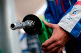 Escasez de bencina: Antofagasta se queda solo con una bencinera disponible debido al corte de ruta de camioneros