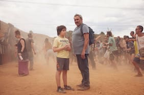 Sirāt: Todo el Tiempo Vivo en Éxtasis