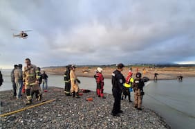 Amplio operativo de búsqueda por hombre desaparecido en desembocadura del río Aconcagua