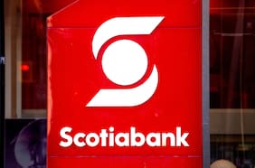 Scotiabank pagará un poco más de $1.000 millones entre más de 60 mil clientes del banco tras acuerdo con el Sernac