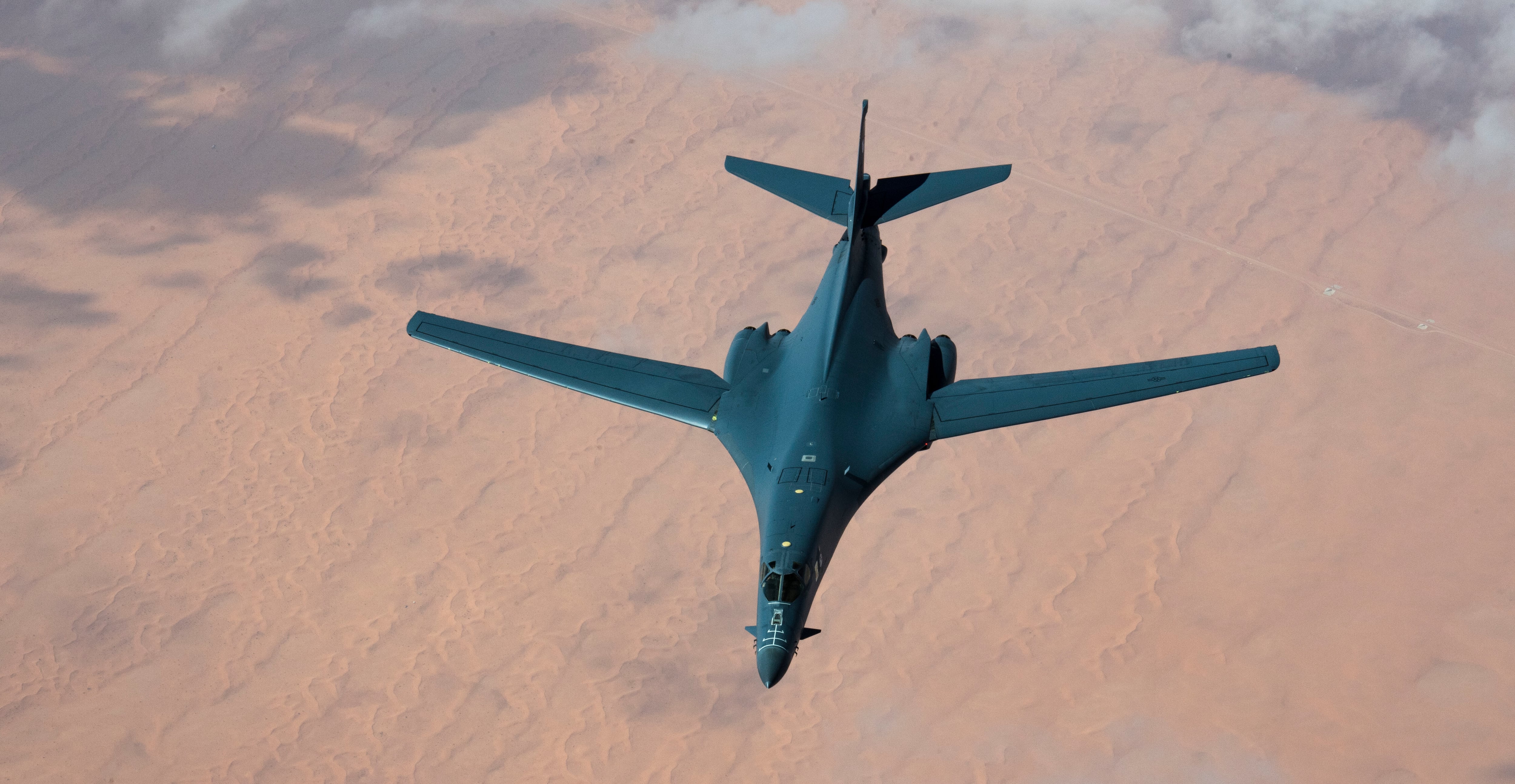 EE.UU. retira todos sus bombarderos B-1 desde base aérea británica tras amenazas relacionadas con Irán
