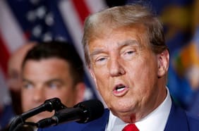 Juez retrasa sentencia sobre dinero secreto de Trump para pronunciarse sobre inmunidad