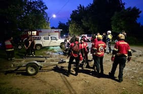 Dos mujeres logran salir con vida del Lago Puyehue tras sufrir accidente con tabla de surf y bote inflable