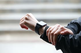 Tras el cambio al horario de verano: revisa qué hora es oficialmente en Chile