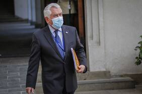 Tribunal rechaza solicitud de ministro Paris para entregar correos en un plazo de 42 días hábiles