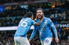 Manchester City golea a Crystal Palace y le mete presión a Arsenal en la definición de la Premier League