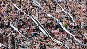 “Ganan sueldos millonarios”: el reproche de los hinchas de Colo Colo tras el empate de Limache