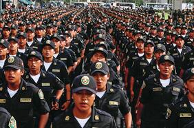 Perú debate implementar “plan Bukele” ante alza de delincuencia