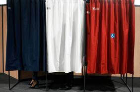 La participación en la primera vuelta presidencial de Francia es del 65% hasta las 17.00, la más baja desde 2002