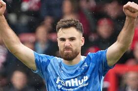 Tras cinco meses de sequía: Ben Brereton marca un golazo y rescata un empate para el Derby County