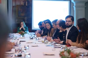 Diputados declaran ante la PDI por filtración de audio grabado en cita de Boric con parlamentarios en Cerro Castillo