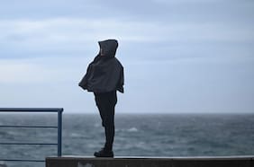 El nuevo fenómeno climático que se aproxima a Santiago desde el mar y sus peligrosas consecuencias