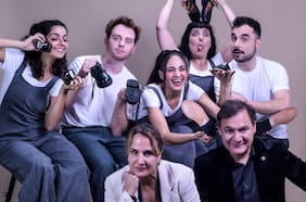 ¿Quién me escondió los zapatos negros?: la clásica obra vuelve al Teatro UC