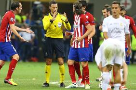 El árbitro reconoce ahora que el gol del Real Madrid ante el Atlético en la final de 2016 fue viciado