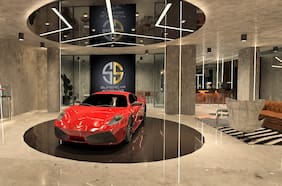 Presentan en Chile el primer hotel para automóviles de Sudamérica