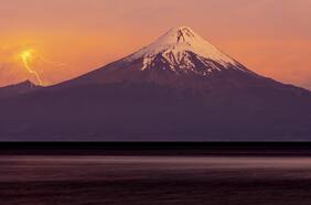 Volcán Osorno: Geólogo advierte alza en actividad sísmica y anticipa cómo sería una nueva erupción