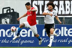 La advertencia de Falcón a Zampedri a horas del choque entre Colo Colo y la UC