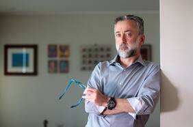 David Altman, politólogo: “El problema no fue tanto que crecieron las puntas, sino que se desvaneció el centro”