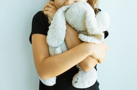 Juguetes con IA: ¿Qué pasa cuando el peluche de tu hijo puede conversar con él?