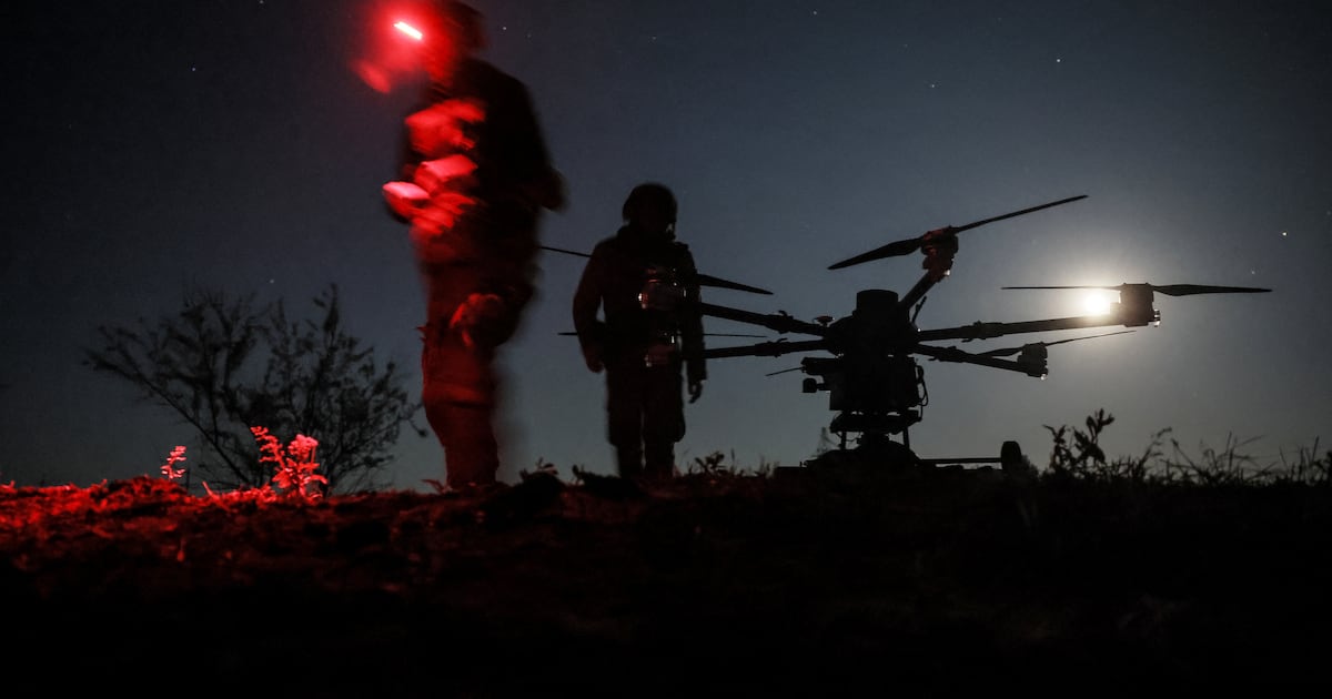 Ucrania acusa a Rusia de lanzar cerca de cien drones contra el país y anuncia el derribo de unos 60 aparatos