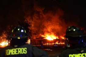 Reiteradas falencias en seguridad complican a Panimex tras voraz incendio: Bomberos y Salud apuntan a incumplimientos de la empresa
