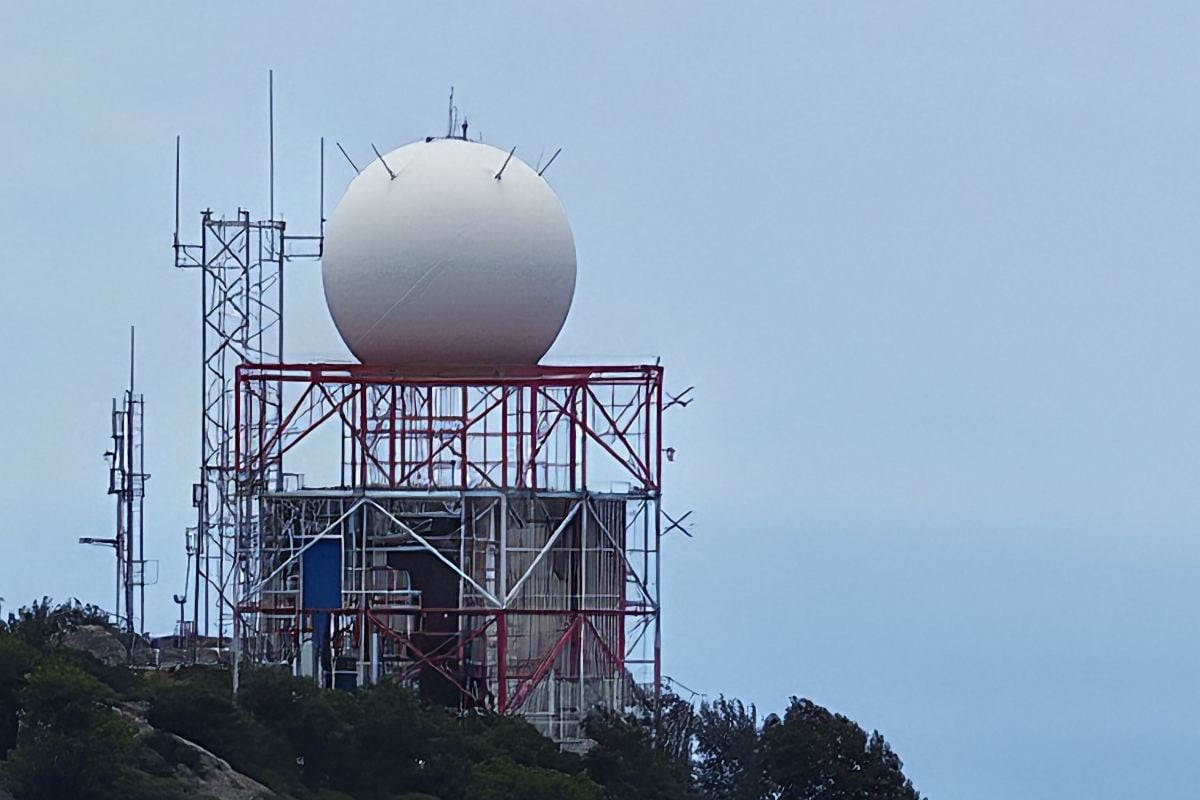 Qué es un radar meteorológico y por qué es clave para anticipar lluvias, tormentas y tornados