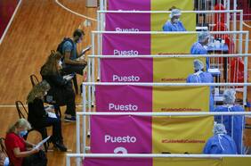 Argentina anuncia pasaporte sanitario para prevenir Ómicron, la nueva variante del coronavirus