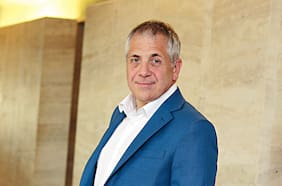 Roberto Alvo: El nuevo CEO de Latam Airlines cumple un año de turbulencias