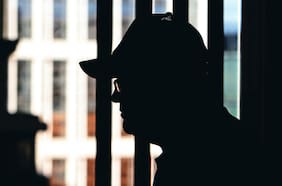 Cómo funciona, cuánto se gasta y qué contempla el programa de testigos protegidos de la Fiscalía