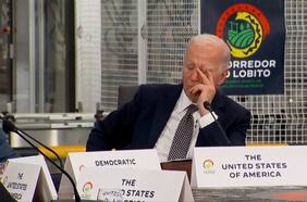 Biden se duerme durante una reunión con líderes africanos