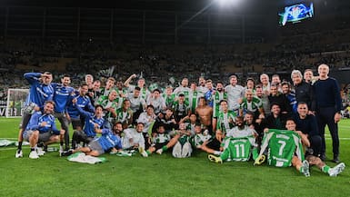 La millonaria oferta que pretende llevarse a estrella del Betis y conspira contra el proyecto de Manuel Pellegrini