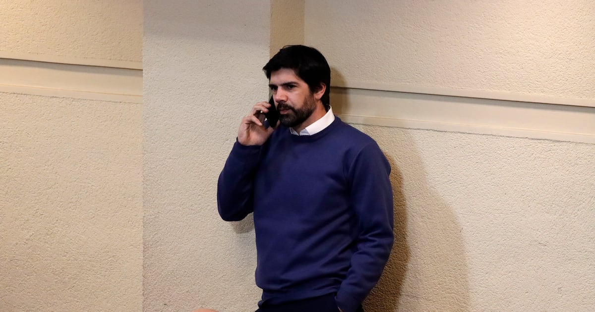“Si venía del diputado no había ninguna posibilidad de negarse”: las instrucciones de Lavín Jr para despedir funcionarios de Maipú
