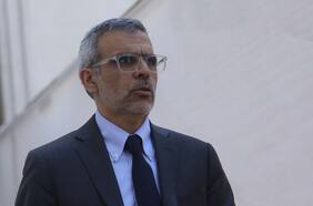 Ministro Cordero: hace una semana comenzaron a funcionar los inhibidores de señal telefónica en tres penales de Santiago