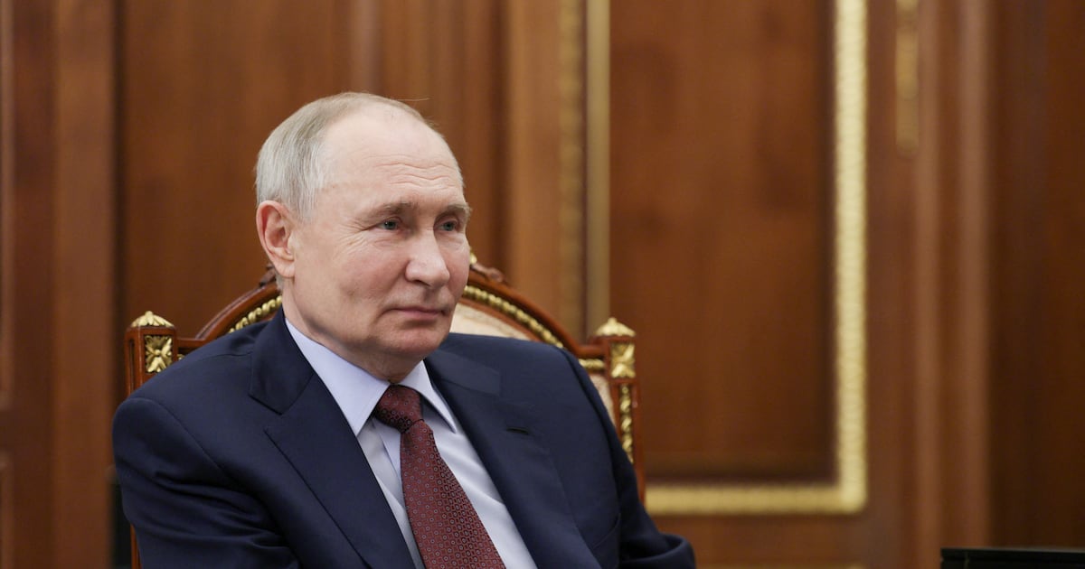 Rusia rechaza alto el fuego y despliegue de tropas extranjeras en Ucrania: un conflicto sin tregua ni garantías