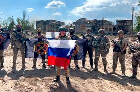 Líder de grupo mercenario Wagner asegura que sus hombres han cruzado la frontera rusa y “están entrando” en Rostov