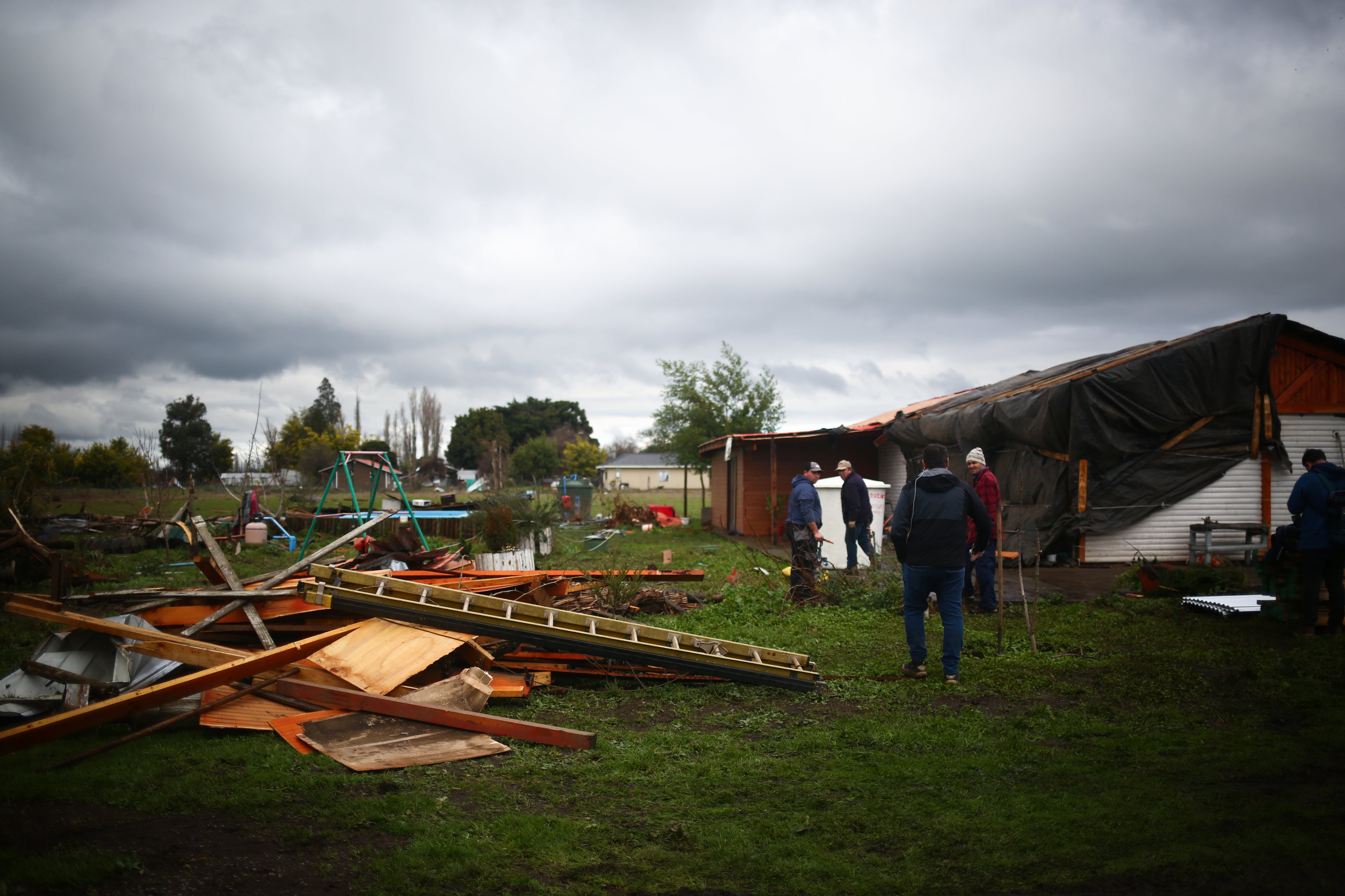Balance por sistema frontal: 138 damnificados y más de 900 casas dañadas en la zona centro-sur del país
