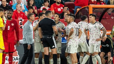 Por qué la Roja tiene tantas rojas: los factores detrás de la elevada cantidad de expulsiones en la era Córdova