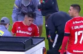 Lágrimas que se sienten hasta en Juan Pinto Durán: Carlos Palacios salió llorando tras una fuerte lesión de rodilla