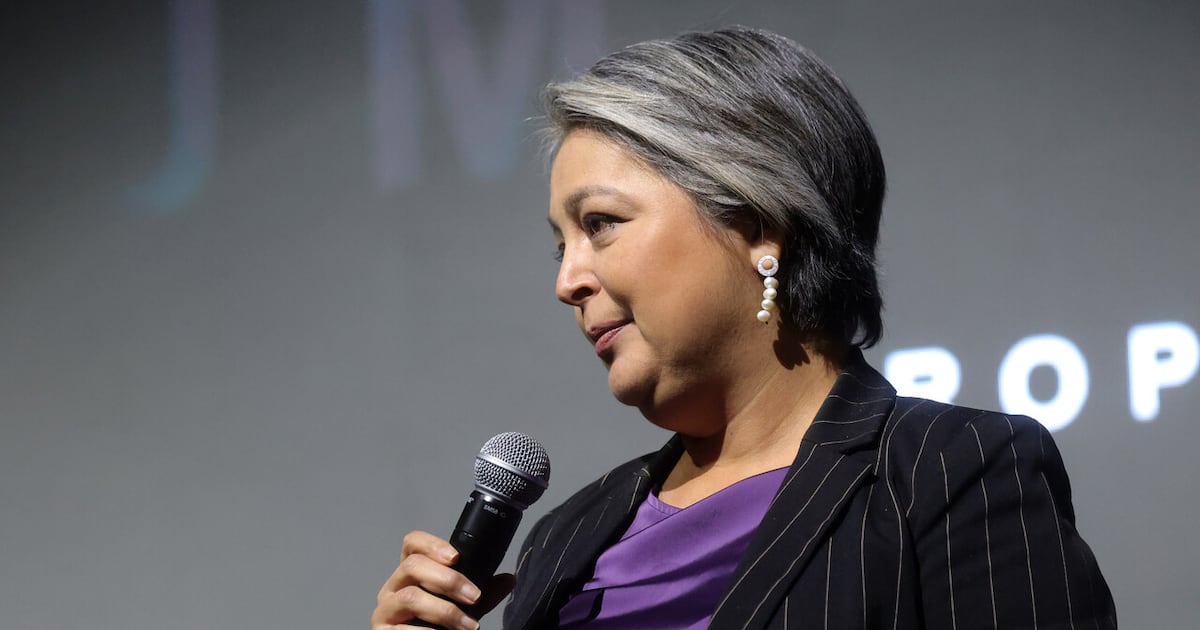 Jeannette Jara y la redefinición del comunismo en Chile: ¿un giro estratégico o una fractura irreversible?