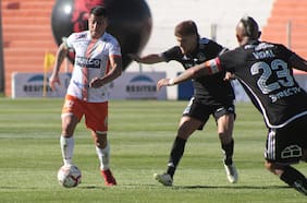 Colo Colo se enreda en El Salvador y solo consigue un empate con Cobresal