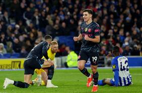 Manchester City golea a Brighton y se encamina al tetracampeonato de la Premier League de Inglaterra