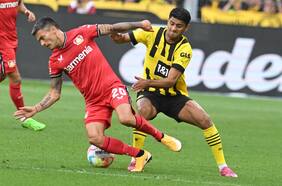 Simon Rolfes, director deportivo de Leverkusen: “Aránguiz tiene contrato con nosotros hasta junio y suponemos que lo cumplirá”