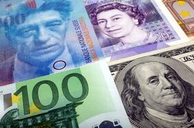 Dura caída de la libra esterlina: llega a mínimos históricos y se acerca a la paridad con el dólar