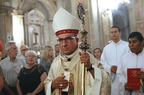 Arzobispo Chomalí convocará a los candidatos presidenciales a una reunión