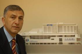 Jack Mosa, el empresario que mide fuerzas con los Said en Parque Arauco