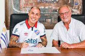 “No lo hacemos por gusto”: Nacional le adeuda el sueldo a Eduardo Vargas y a sus compañeros