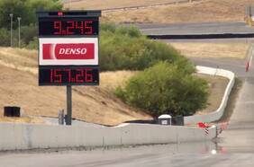 El Lucid Air es más rápido en el 1/4 de milla que un Dodge Challenger Demon, y así lo demuestra