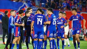 De cara al clásico con la UC: Gago recupera a Vargas y Aránguiz, pero corta a varios extranjeros en la citación de la U